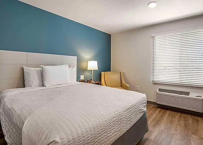Woodspring Chicago Midway 3* Burbank