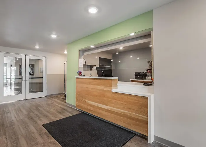 Woodspring Chicago Midway 3* Burbank